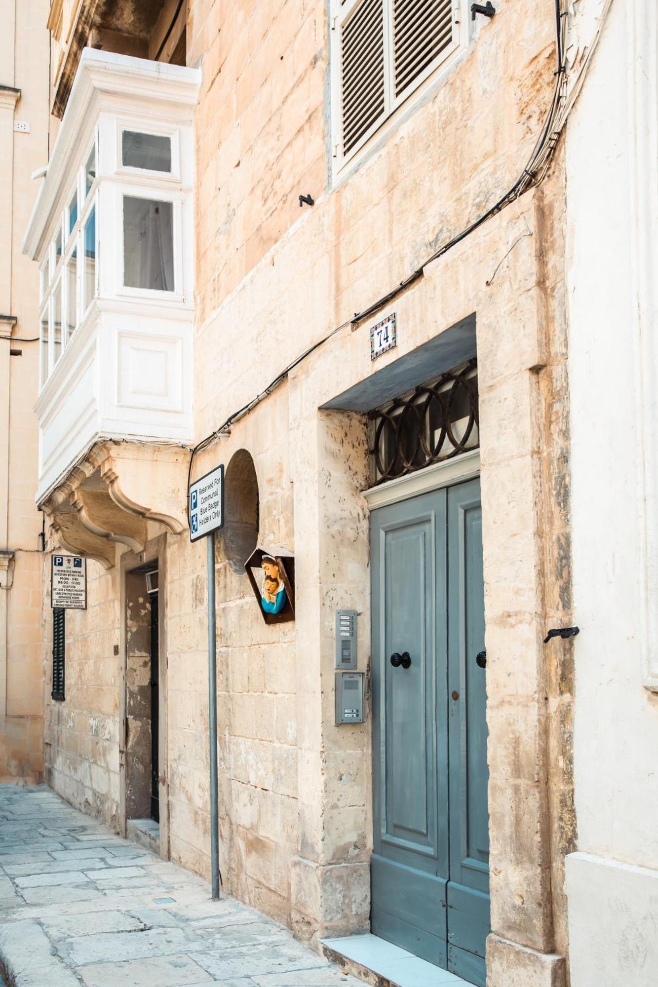 Valletta Waterfront Backyard Flat By Arcobnb Il-Furjana Exterior photo